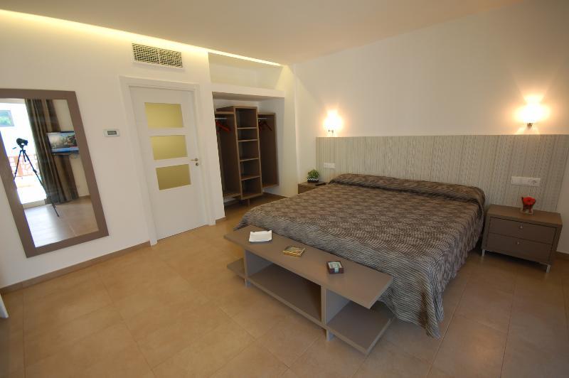Aparthotel Resort Sitges Apartment 3*